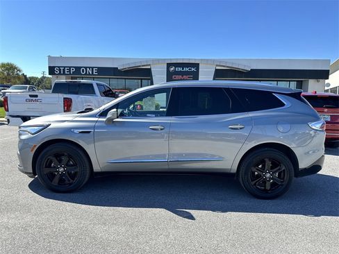 Certified 2024 Buick Enclave Essence w/ Experience Buick Package image 4