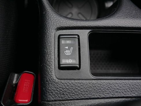 Used 2020 Nissan Rogue SV image 38