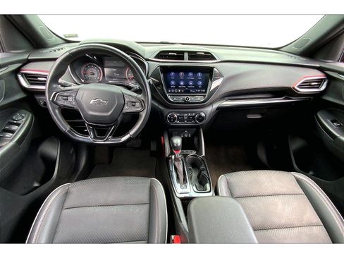 Used 2022 Chevrolet TrailBlazer RS w/ Technology Package FWD image 14