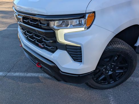 Used 2025 Chevrolet Silverado 1500 LT Trail Boss w/ LT Trail Boss Premium Package image 13