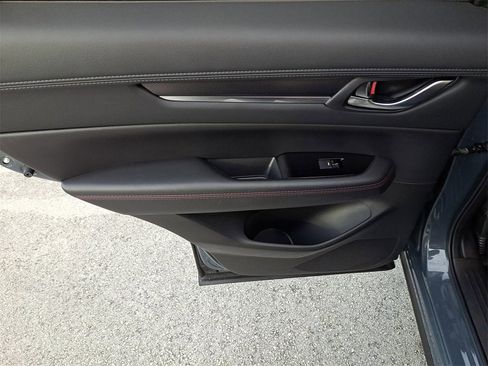 Used 2023 MAZDA CX-5 Carbon Edition image 11