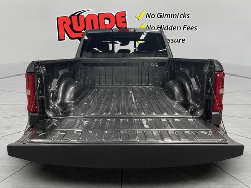 Used 2025 RAM 1500 Big Horn AWD/4WD image 16