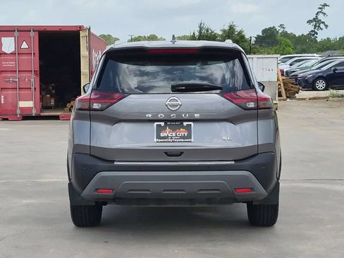 Used 2021 Nissan Rogue SL w/ Premium Package FWD image 5