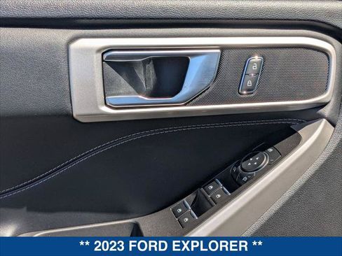 Certified 2023 Ford Explorer XLT w/ Equipment Group 202A RWD image 11