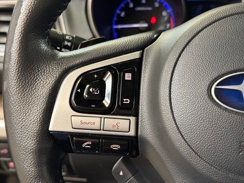 Used 2017 Subaru Outback 3.6R Touring image 34