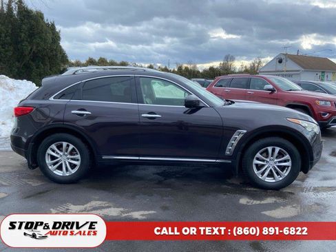 Used 2011 INFINITI FX35 AWD w/ Premium Pkg image 6