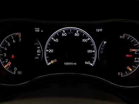 Used 2017 Jeep Grand Cherokee Altitude image 17