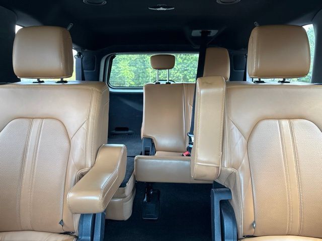 Used 2022 Ford Expedition Max Platinum AWD/4WD image 11