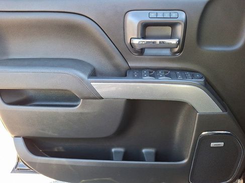 Used 2018 Chevrolet Silverado 1500 LTZ Z71 w/ LTZ Plus Package image 12