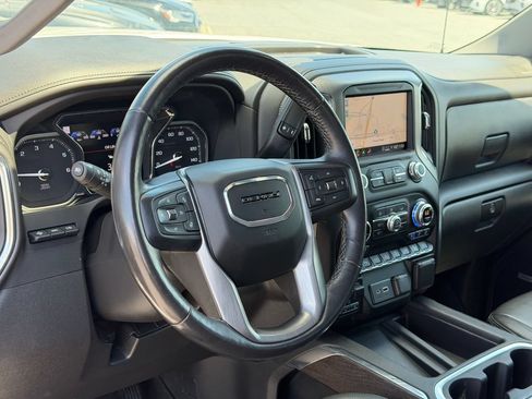 Used 2022 GMC Sierra 1500 Denali w/ Denali Premium Package AWD/4WD image 24