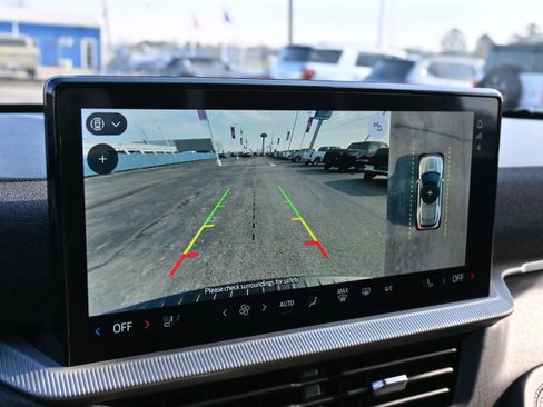 Used 2025 Ford Explorer Platinum w/ LUX Leather Package image 25