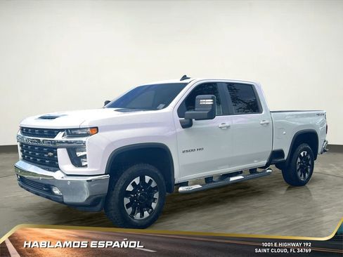 Used 2020 Chevrolet Silverado 2500 LT w/ All Star Edition image 2