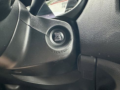 Used 2015 Jeep Renegade Limited AWD/4WD image 54