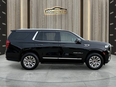 Used 2023 GMC Yukon Denali RWD image 8