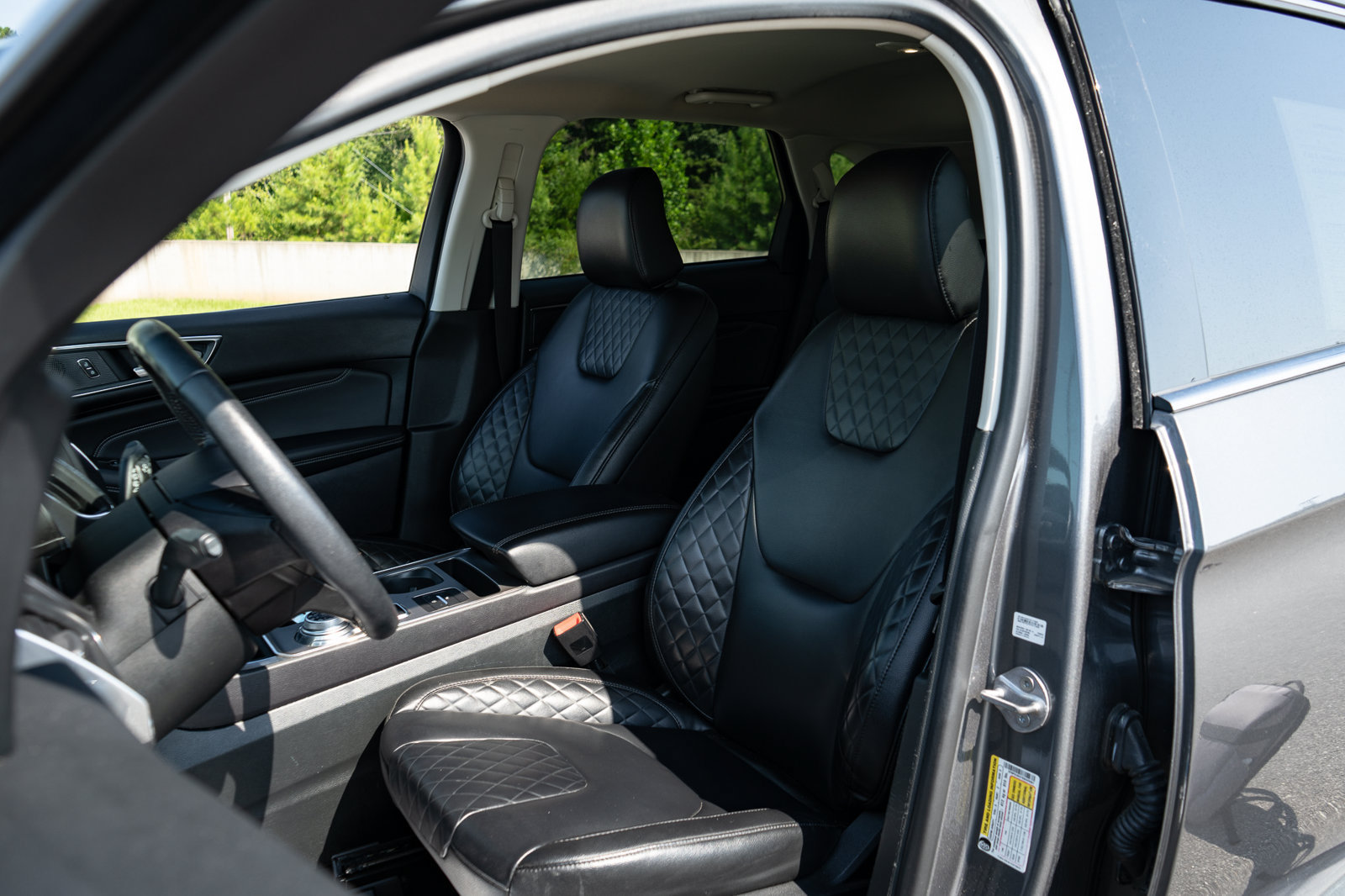 Used 2024 Ford Edge Titanium AWD/4WD image 15
