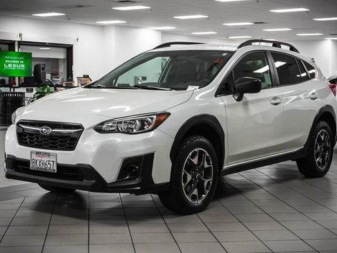 Used 2019 Subaru Crosstrek 2.0i image 2