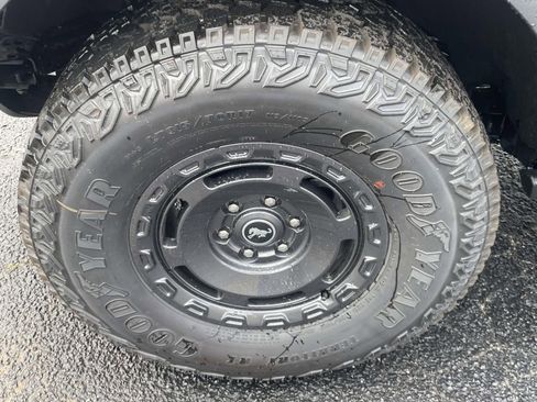 New 2025 Ford Bronco Badlands AWD/4WD image 4