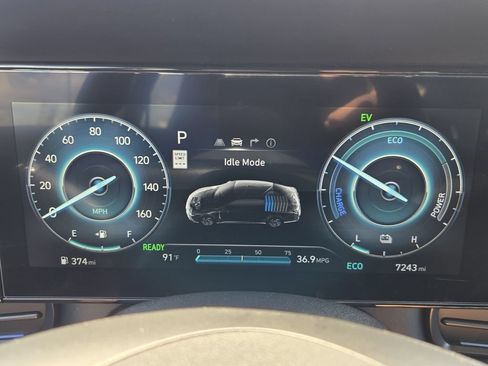 Certified 2025 Hyundai Elantra SEL w/ Cargo Package FWD image 21