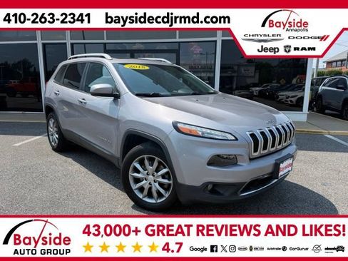 Used 2018 Jeep Cherokee Limited w/ Luxury Group AWD/4WD image 1
