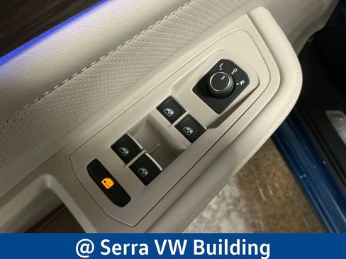 Certified 2025 Volkswagen Atlas SEL AWD/4WD image 18