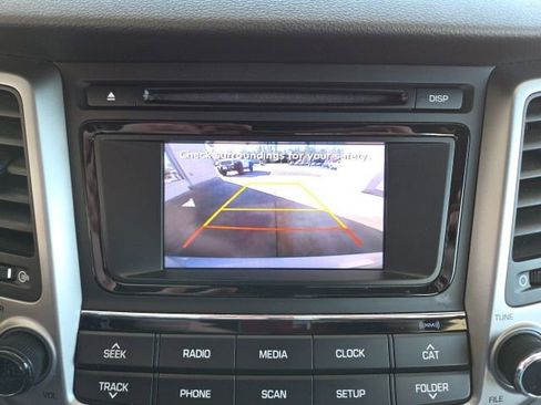Used 2017 Hyundai Tucson SE AWD/4WD image 7