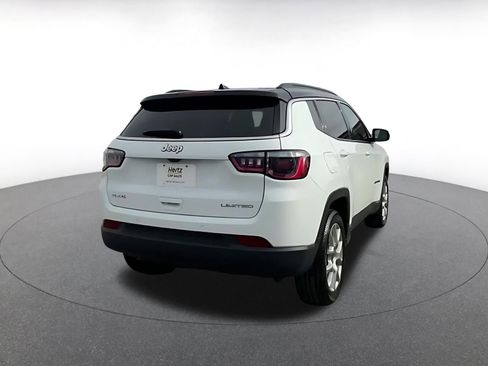Used 2025 Jeep Compass Limited image 15