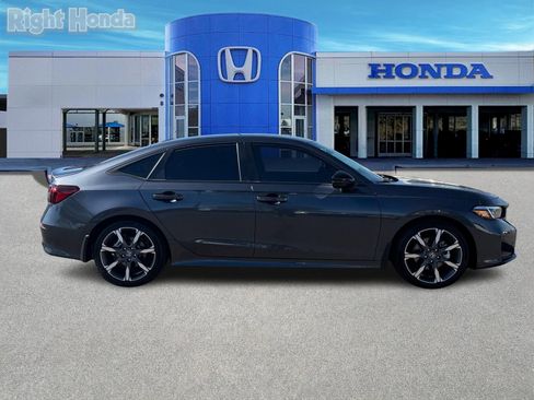Used 2025 Honda Civic Sport Touring image 7