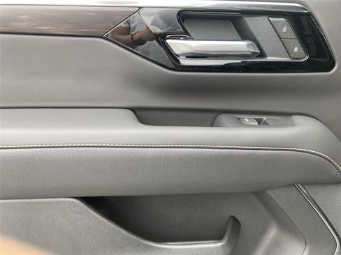 New 2026 Chevrolet Tahoe Premier image 27