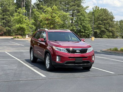 Used 2015 Kia Sorento LX FWD image 1