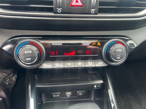 Certified 2023 Kia Forte GT-Line w/ GT-Line Premium Package FWD image 41
