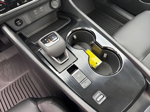 Certified 2026 Nissan Rogue SV w/ SV Premium Package FWD image 30
