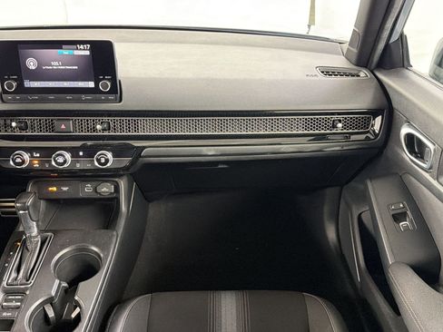 Used 2024 Honda Civic Sport image 28