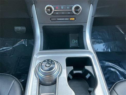 Used 2024 Ford Edge SEL image 15