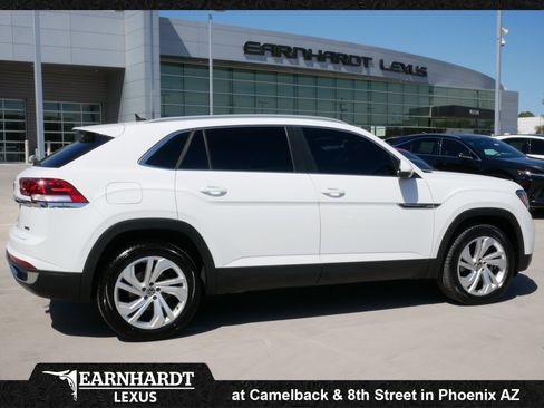 Used 2020 Volkswagen Atlas Cross Sport SEL AWD/4WD image 9