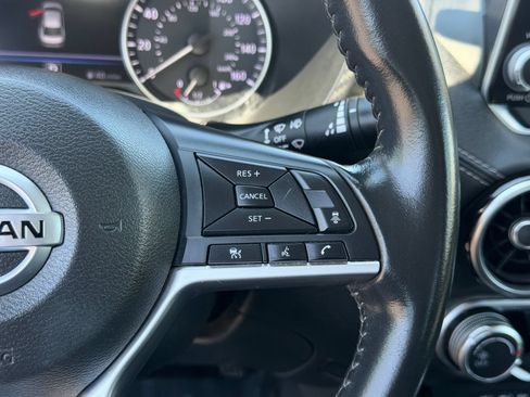 Used 2022 Nissan Sentra SV FWD image 22