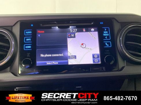 Used 2017 Toyota Tacoma TRD Sport w/ Tow Package (A/T) AWD/4WD image 20