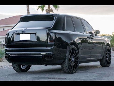 Used 2020 Rolls-Royce Cullinan AWD/4WD image 4
