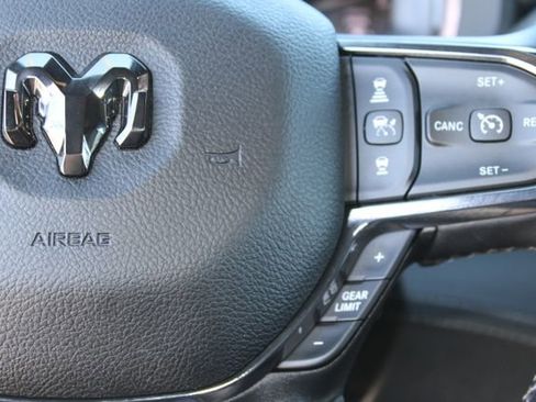 Used 2024 RAM 2500 Limited AWD/4WD image 27