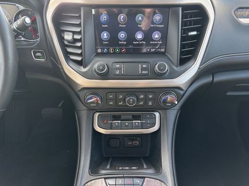 Used 2023 GMC Acadia Denali w/ Denali Ultimate Package AWD/4WD image 13