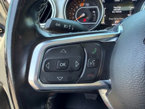 Used 2021 Jeep Wrangler Unlimited Sahara AWD/4WD image 18