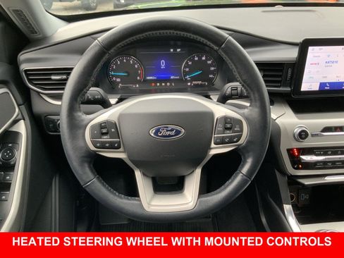 Used 2022 Ford Explorer XLT w/ Equipment Group 202A AWD/4WD image 6