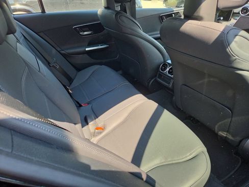 Used 2025 Mercedes-Benz C 300 4MATIC Sedan image 11