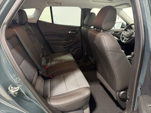New 2026 Chevrolet Trax LT w/ Sunroof Package image 17