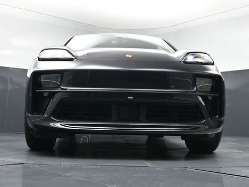 New 2026 Porsche Macan GTS Electric AWD/4WD image 28
