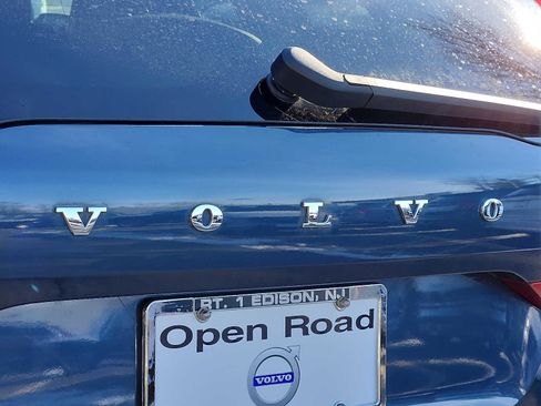 Certified 2023 Volvo XC60 T8 Plus w/ Climate Package image 29