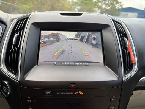 Used 2020 Ford Edge Titanium w/ Equipment Group 301A image 21