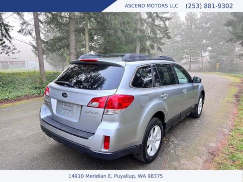 Used 2013 Subaru Outback 2.5i Premium image 5