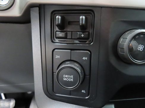 Used 2023 Ford F150 XLT w/ XTR Package image 54