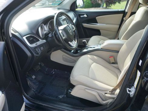 Used 2018 Dodge Journey SXT w/ Connectivity Group AWD/4WD image 7