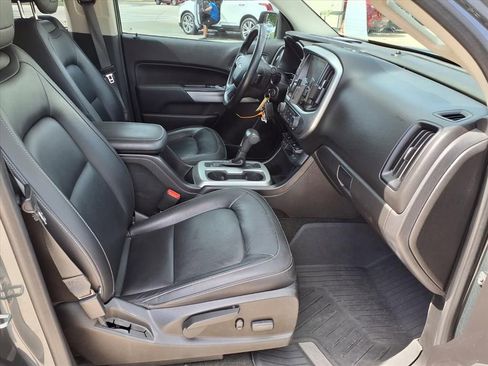 Used 2017 Chevrolet Colorado LT w/ Luxury Package, Chrome AWD/4WD image 8